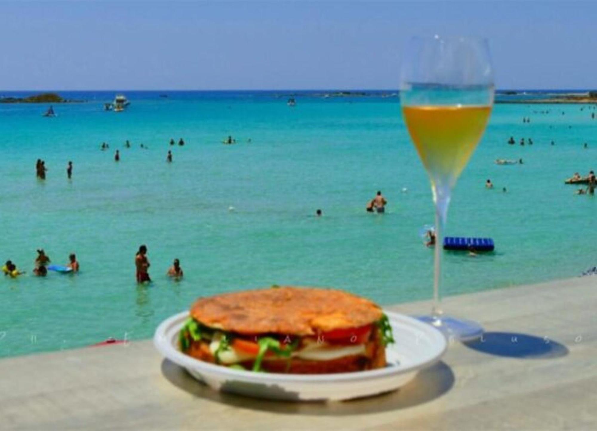 The Blue Panoramic Penthouse Villa Porto Cesareo Luaran gambar